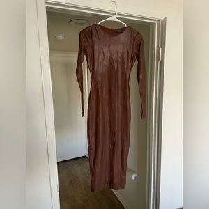 Naked Wardrobe Long Sleeve Body-Con Midi Dress